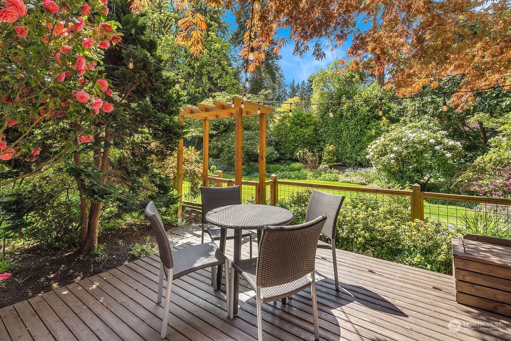 Photo of 1828 37th Avenue E, Seattle, WA 98112 (MLS # 2061583)