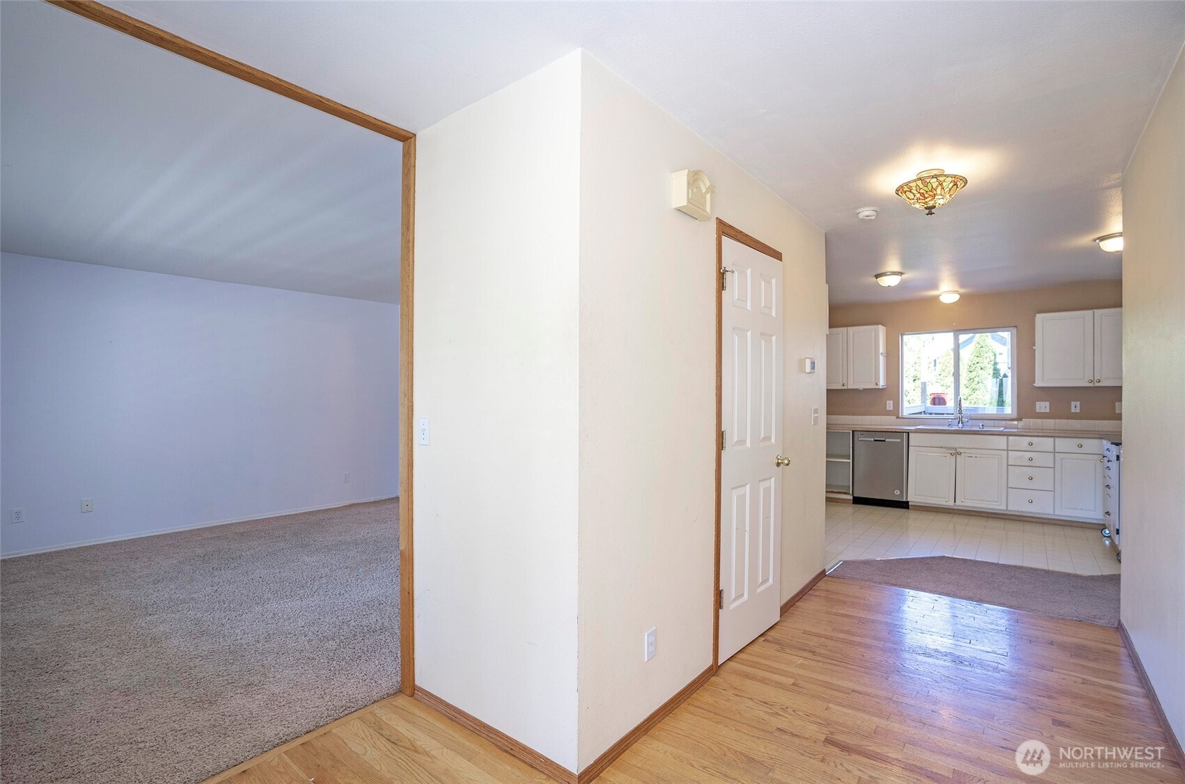 2524 S 355th Place N