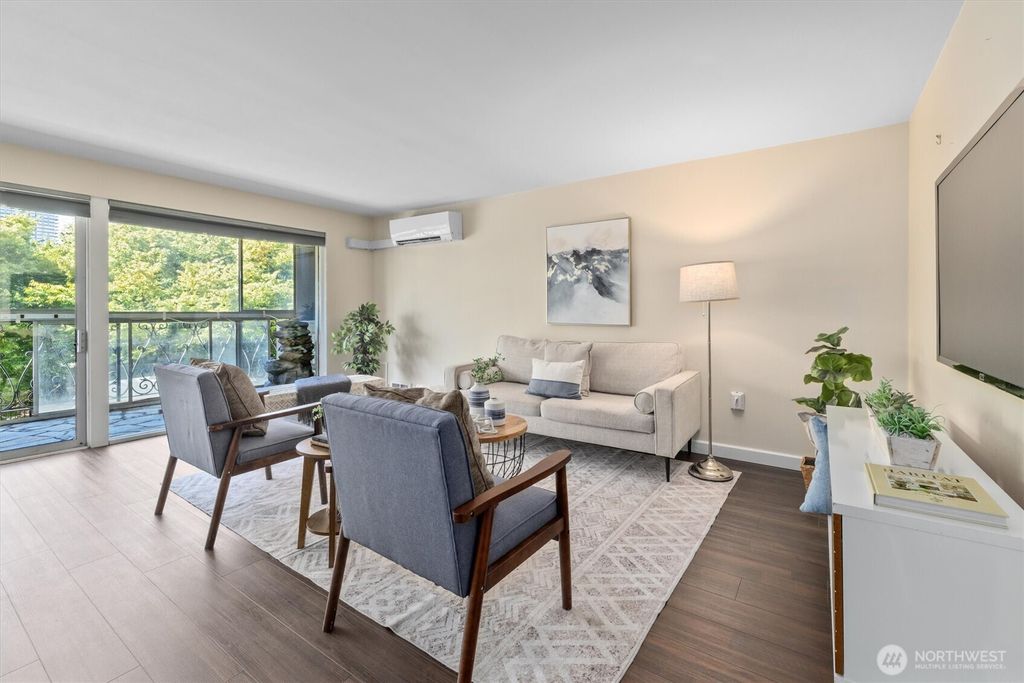 Photo of 1740 Melrose Avenue #203, Seattle, WA 98122 (MLS # 2435792)