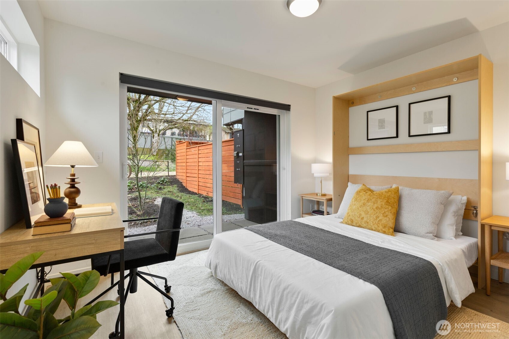 2915 S Dearborn Street B