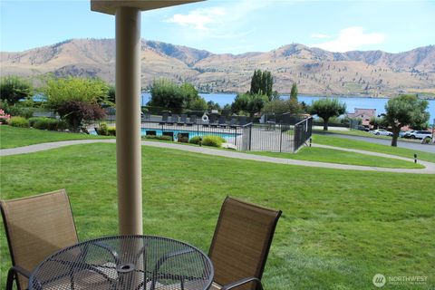 Photo of 100 Lake Chelan Shores Dr. Dr #17-4C, Chelan, WA 98816 (MLS # 2420687)