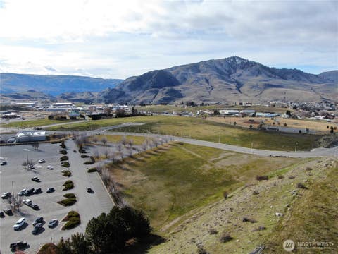 Photo of 100 N Apple Blossom Drive, Chelan, WA 98816 (MLS # 2423570)
