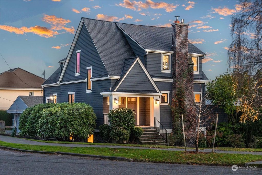 Photo of 309 Highland Drive, Seattle, WA 98109 (MLS # 2316250)