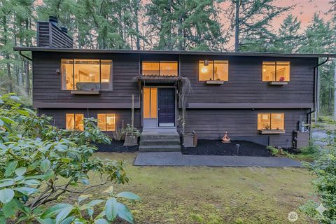 8914 Homestead Avenue NE Olympia WA 98516