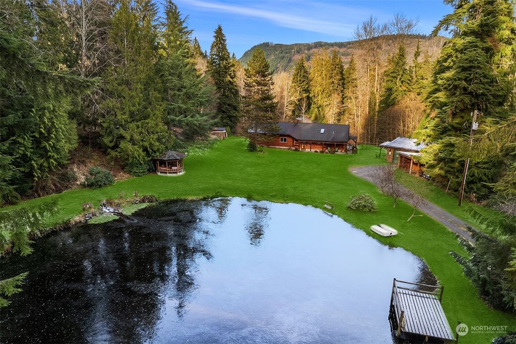 Photo of 14215 228th Street NE, Arlington, WA 98223 (MLS # 2192110)