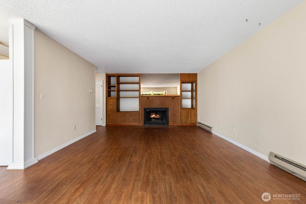 Photo of 2210 NE 92nd St ST #104, Seattle, WA 98115 (MLS # 2513317)