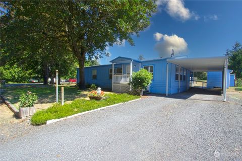 A home in Winlock