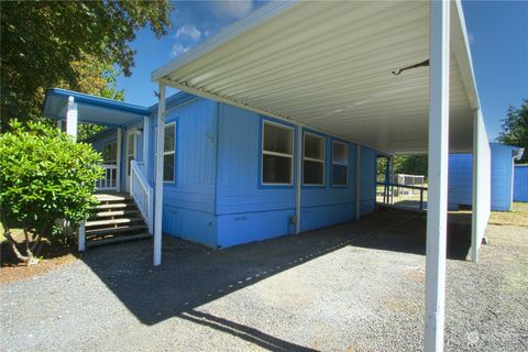 A home in Winlock