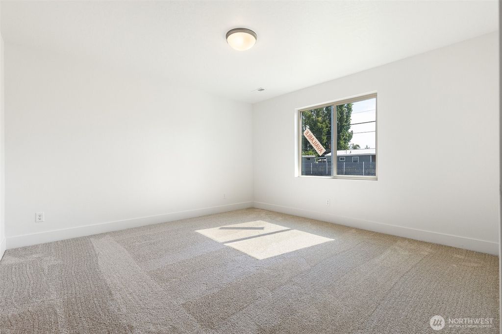 Photo of 312 N Montana Street, Moses Lake, WA 98837 (MLS # 2459841)