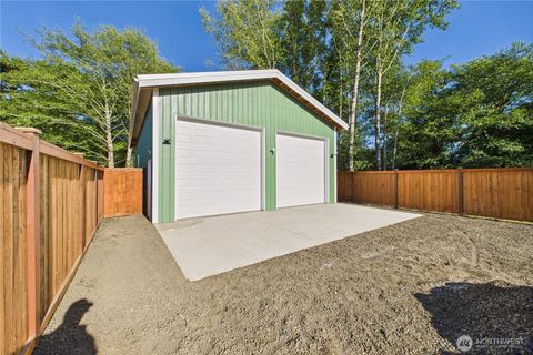 702 N 3rd Street Westport WA 98595