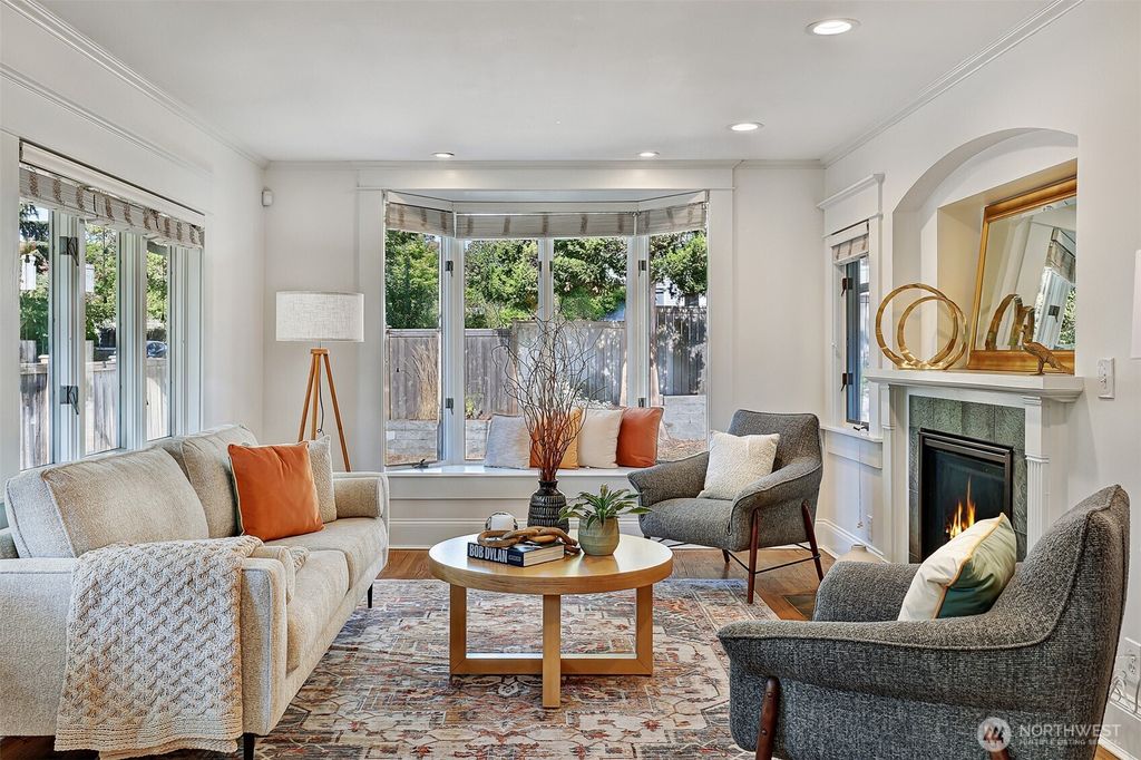 Photo of 5106 51st Avenue S, Seattle, WA 98118 (MLS # 2439361)