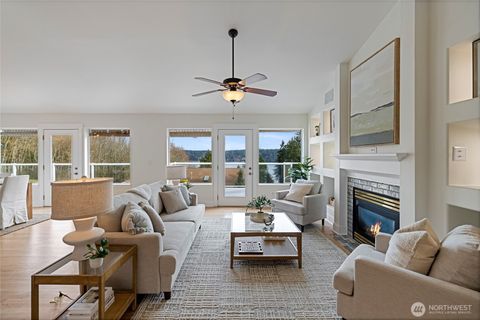 12421 6th Avenue NW Gig Harbor WA 98332