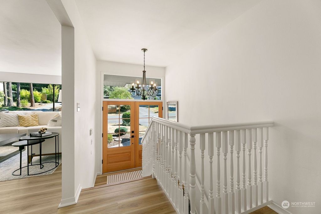 Photo of 12436 NE 6th Place, Bellevue, WA 98005 (MLS # 2142397)