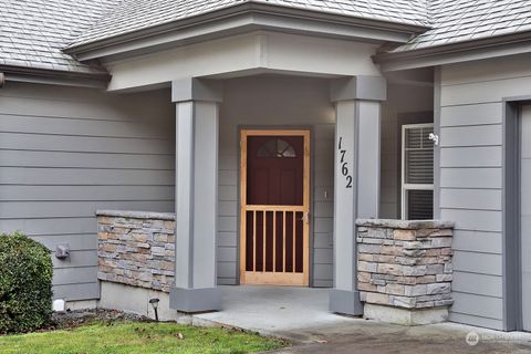 A home in Freeland