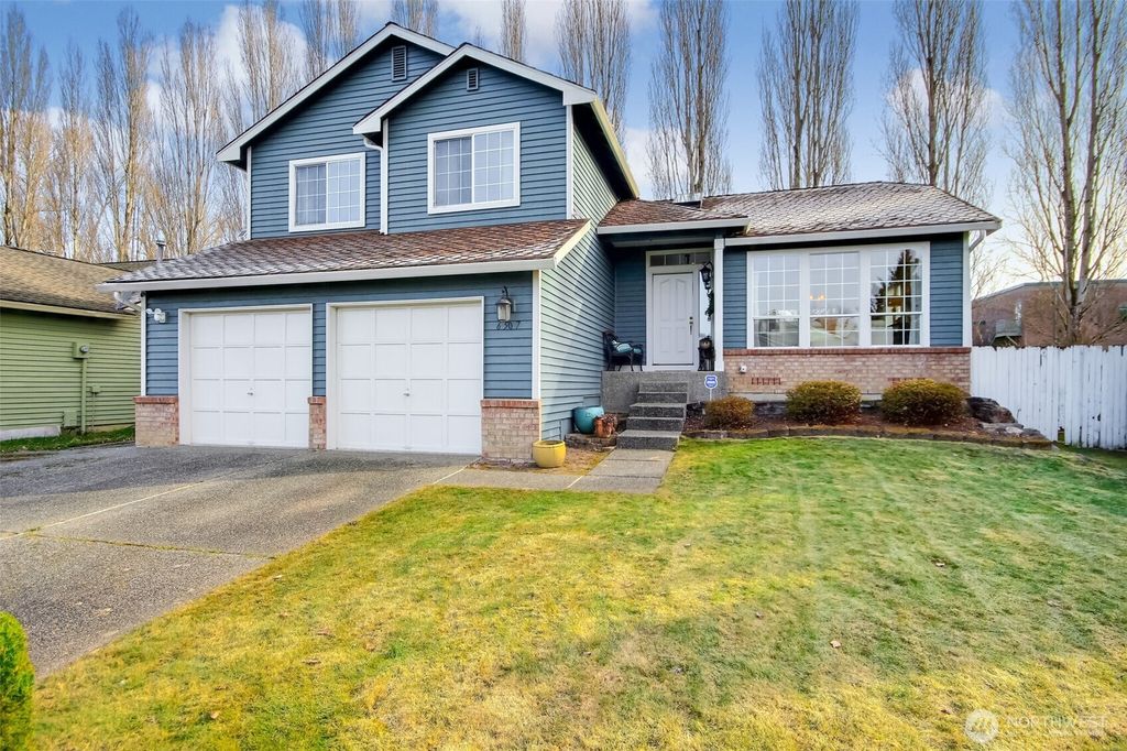 Photo of 6507 58th Drive NE, Marysville, WA 98270 (MLS # 2327831)
