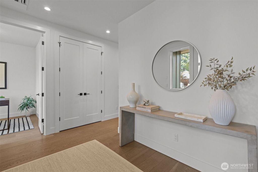 Photo of 8312 28th Avenue NE, Seattle, WA 98115 (MLS # 2436764)