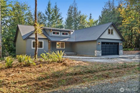 Photo of 21 SE Neiland Court W, Shelton, WA 98584 (MLS # 2440208)