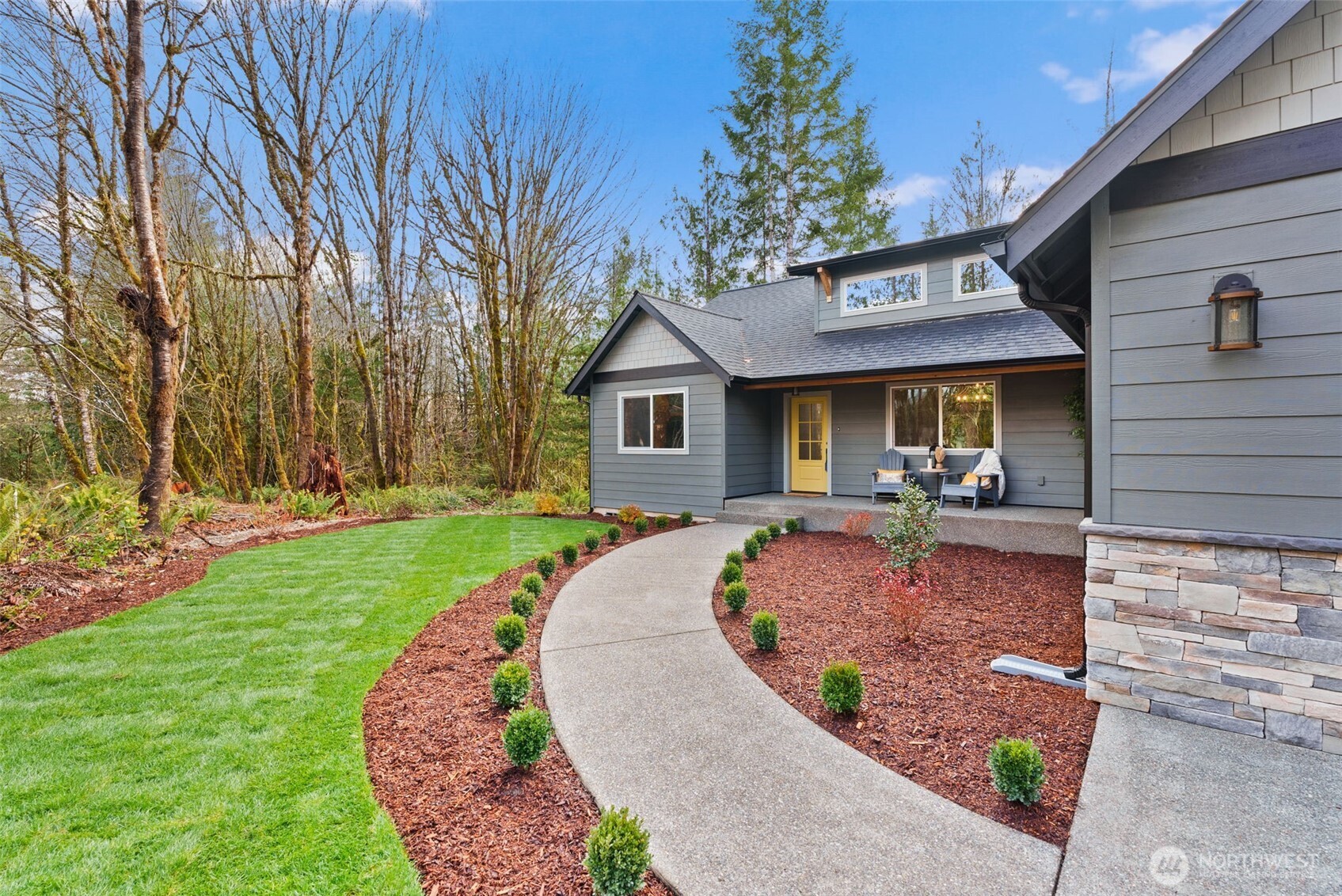 21 SE Neiland Court W