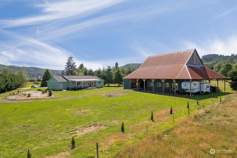 A home in Cathlamet