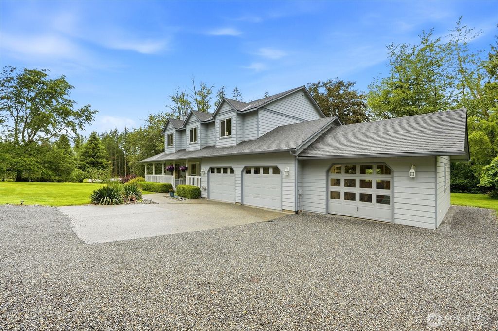 Photo of 27232 71st Ave AVE NE, Arlington, WA 98223 (MLS # 2528874)