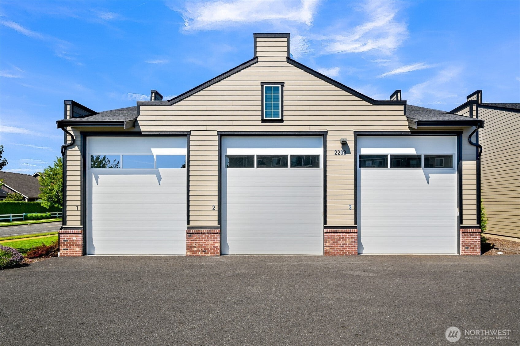 2203 Mercedes Drive 1