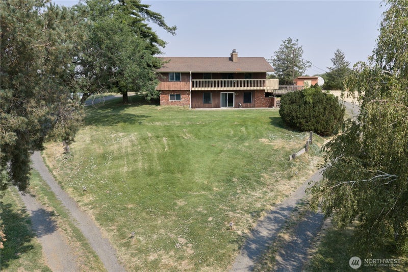 782 Electric Ave