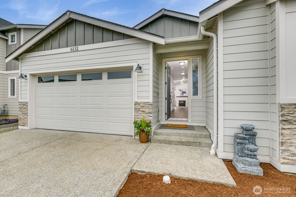 Photo of 6132 47th Place NE, Marysville, WA 98270 (MLS # 2519683)