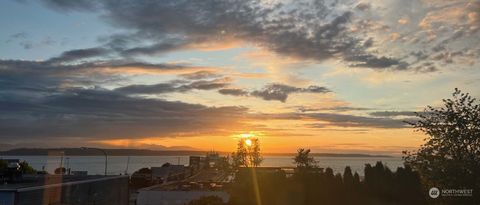 Photo of 111 Main Street #201, Edmonds, WA 98020 (MLS # 2127110)