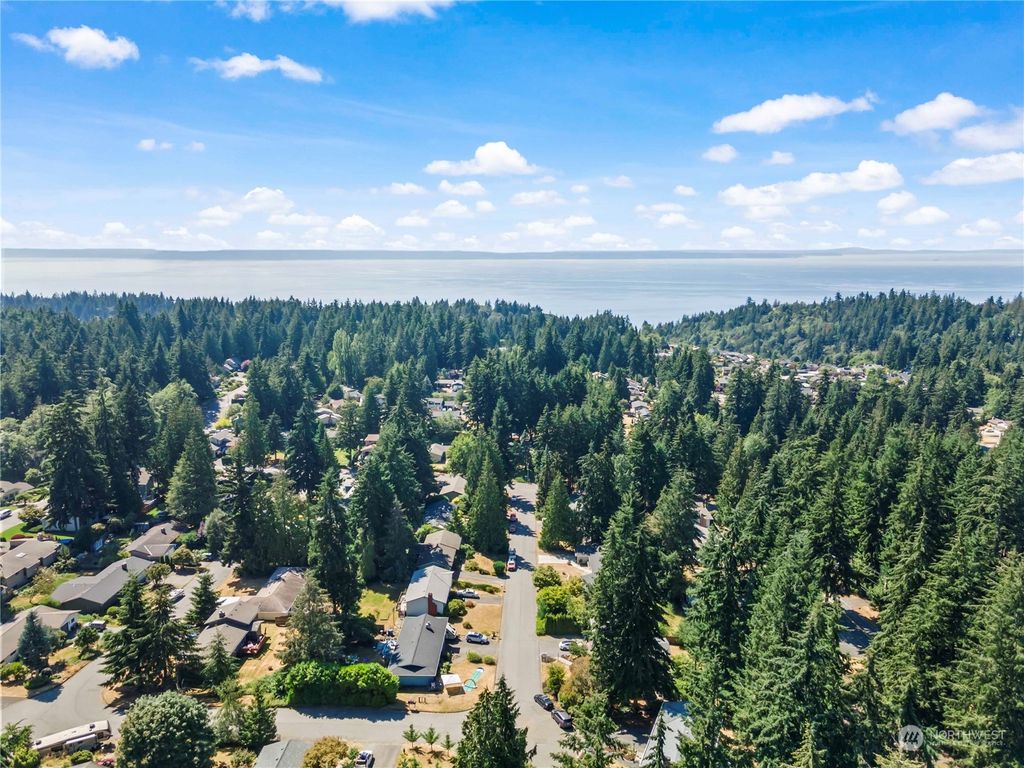 Photo of 5811 148th Place SW, Edmonds, WA 98026 (MLS # 2065847)