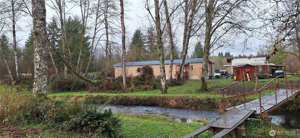 Photo of 670 Shanklin Road, Onalaska, WA 98570 (MLS # 2457513)