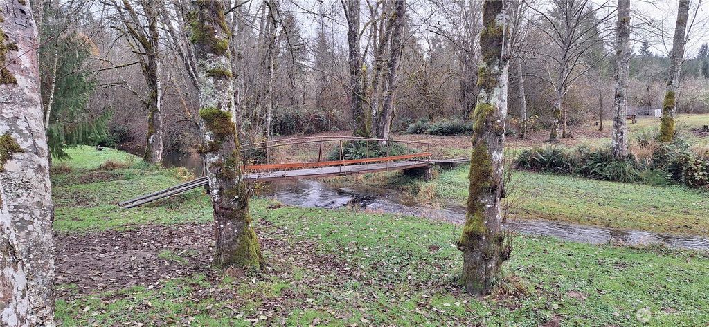 Photo of 670 Shanklin Road, Onalaska, WA 98570 (MLS # 2457513)