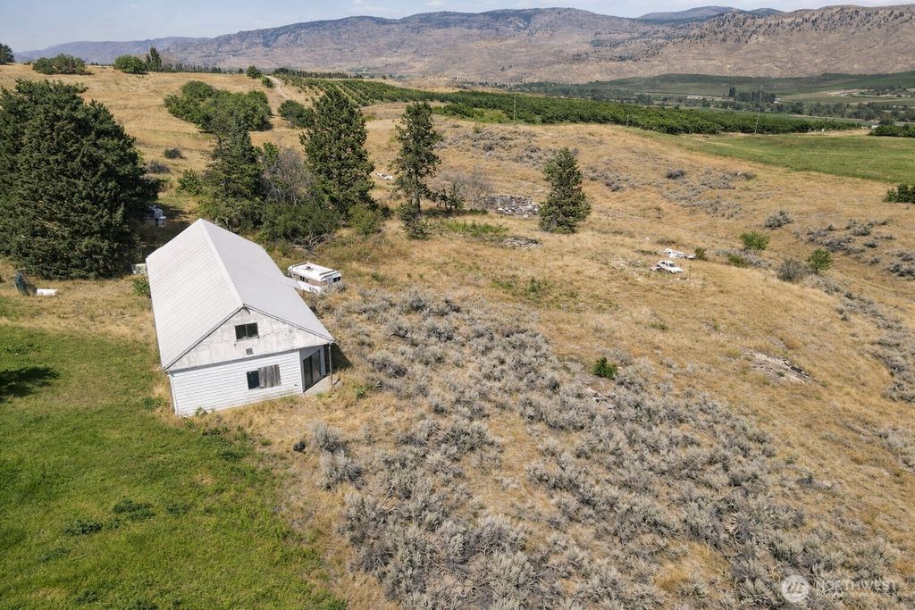 Photo of 12 B Yarnell Rd, Tonasket, WA 98855 (MLS # 2479291)