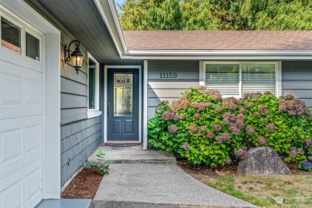 Photo of 11159 106th Avenue NE, Kirkland, WA 98033 (MLS # 2155567)