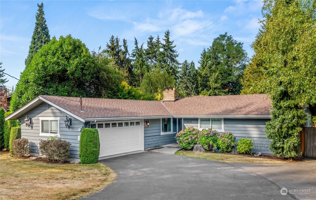 Photo of 11159 106th Avenue NE, Kirkland, WA 98033 (MLS # 2155567)