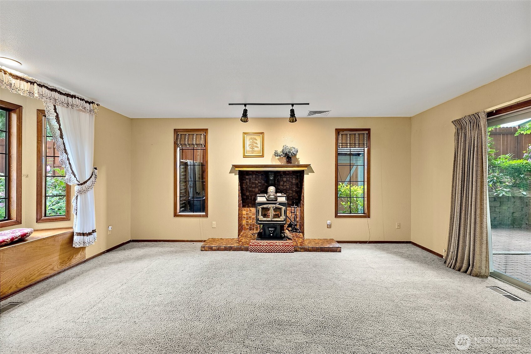 3110 Hampton Drive SW