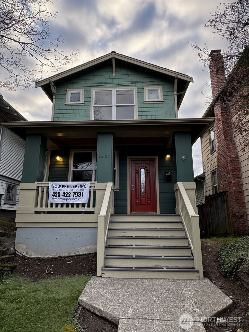 Photo of 5607 12th Avenue NE, Seattle, WA 98105 (MLS # 2487501)