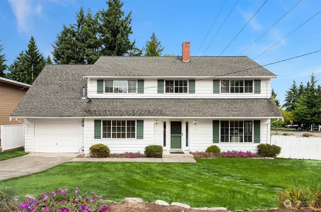 Photo of 12312 SE 42nd Street, Bellevue, WA 98006 (MLS # 2164386)
