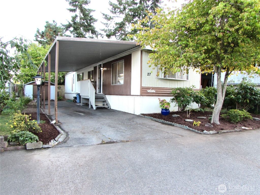 Photo of 5220 176th Street SW #27, Lynnwood, WA 98037 (MLS # 2436202)