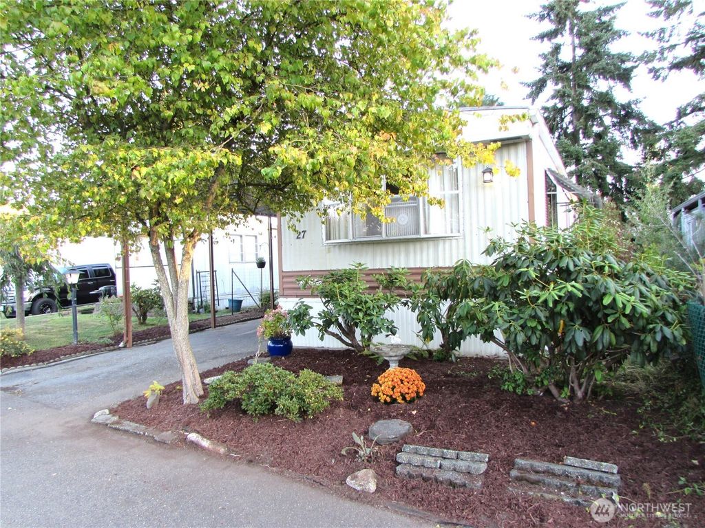 Photo of 5220 176th Street SW #27, Lynnwood, WA 98037 (MLS # 2436202)
