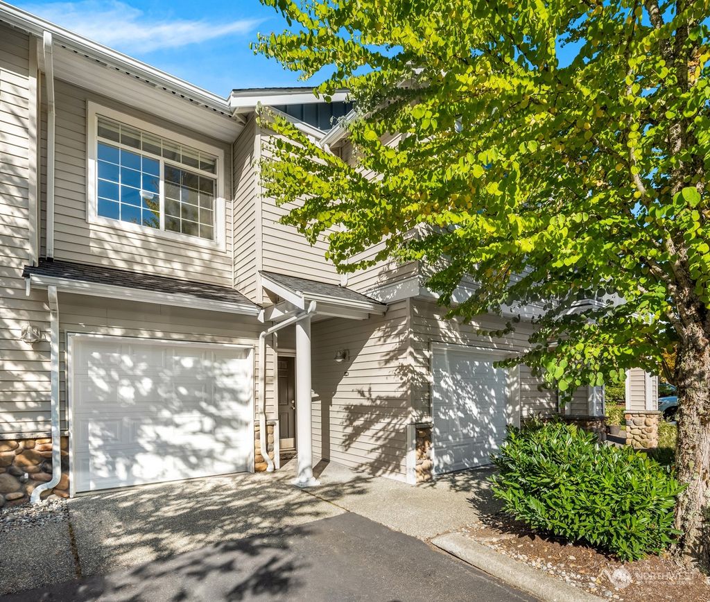 Photo of 1855 Trossachs Boulevard SE #1006, Sammamish, WA 98075 (MLS # 2160614)