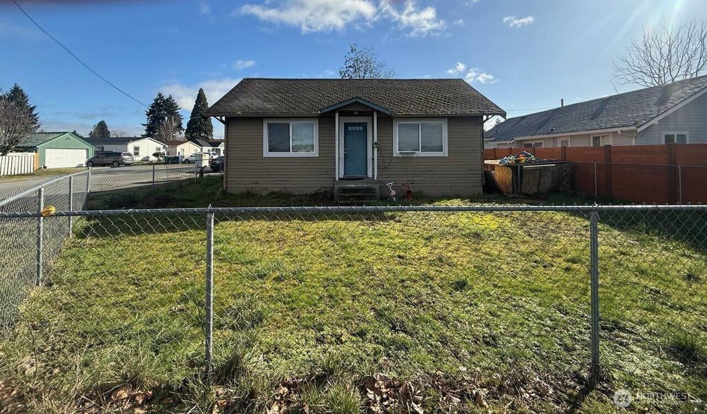 Photo of 1502 A Street, Auburn, WA 98002 (MLS # 2506138)