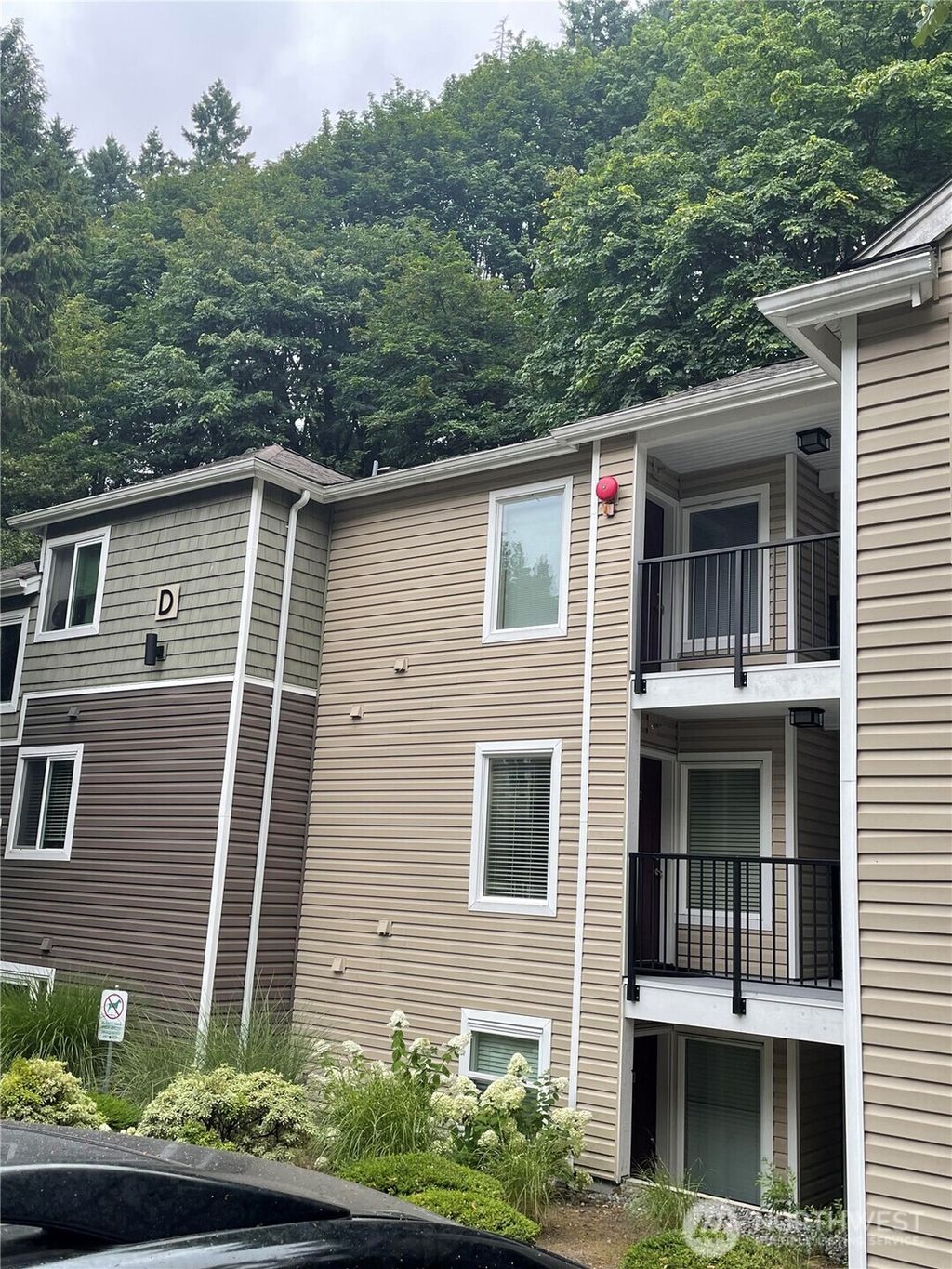 Photo of 5000 NW Village Park Drive #D323, Issaquah, WA 98027 (MLS # 2417028)