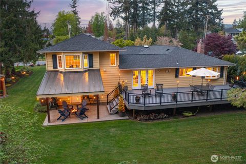 Photo of 1943 Lake Crest Drive, Bellingham, WA 98229 (MLS # 2514611)