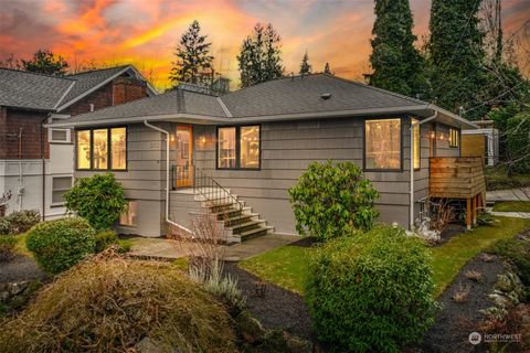 Photo of 5755 38th Avenue NE, Seattle, WA 98105 (MLS # 2028211) Photo of 5755 38th Avenue NE, Seattle, WA 98105 (MLS # 2028211)