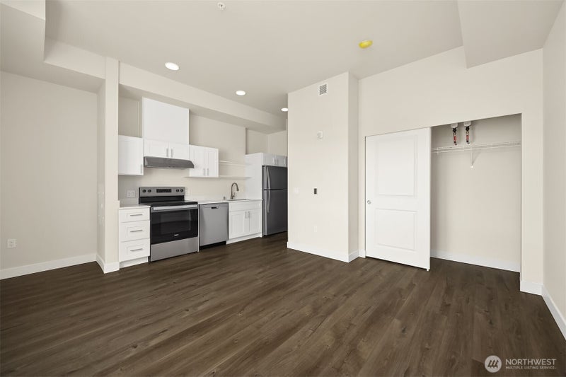 5022 Martin Luther King Jr Way S 509