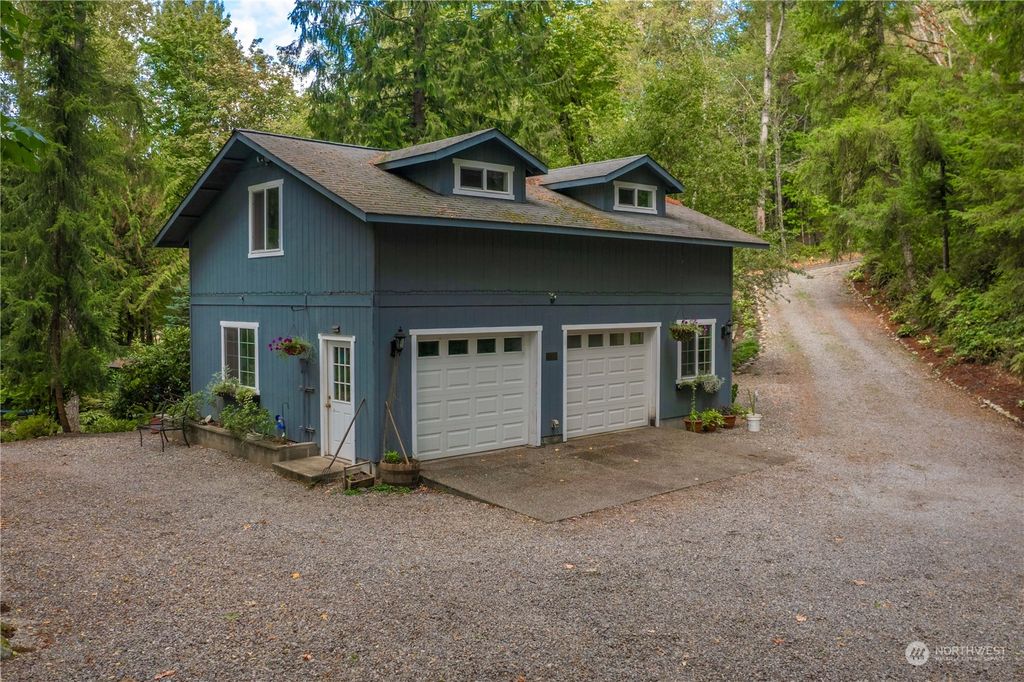 Photo of 17109 SE 354th Place, Auburn, WA 98092 (MLS # 2162603)