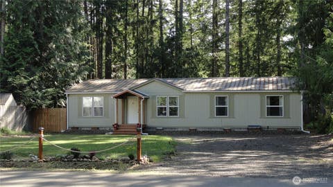 Photo of 90 N Hamma Hamma Drive E, Hoodsport, WA 98548 (MLS # 2498655)