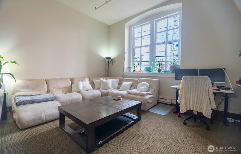 Photo of 201 Galer Street #223, Seattle, WA 98109 (MLS # 2475538)