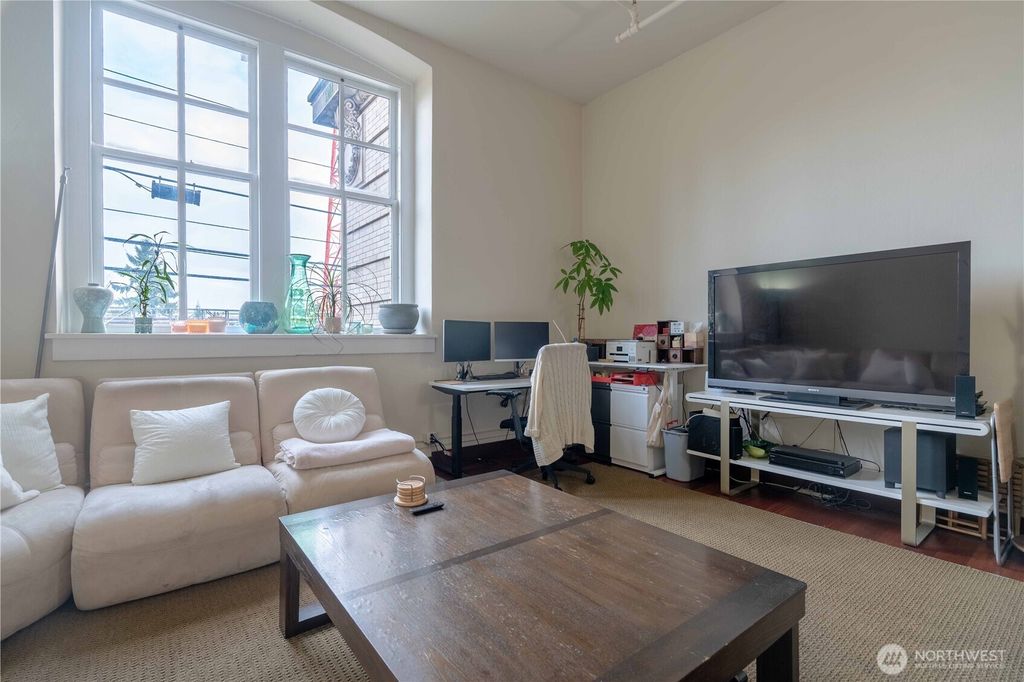 Photo of 201 Galer Street #223, Seattle, WA 98109 (MLS # 2475538)