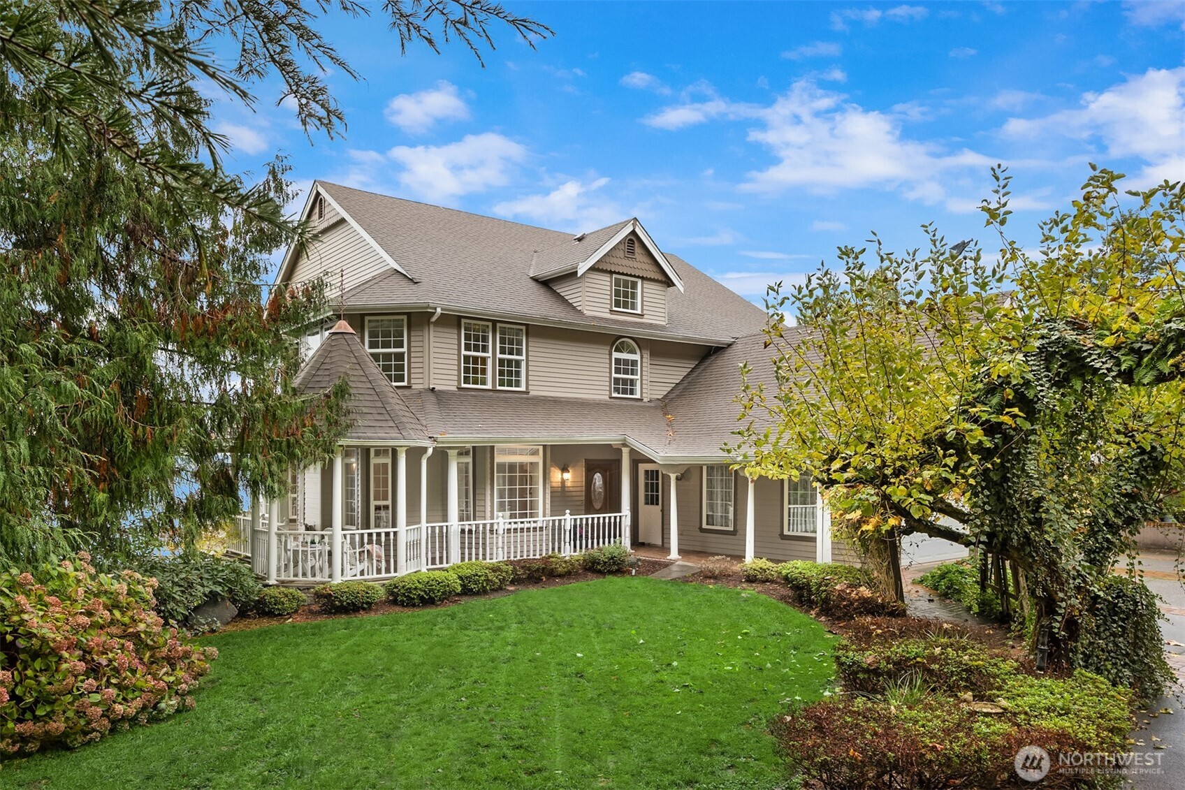 7817 110th Street NW